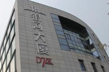 �人���Ӵ���Ь�������г�<a href=